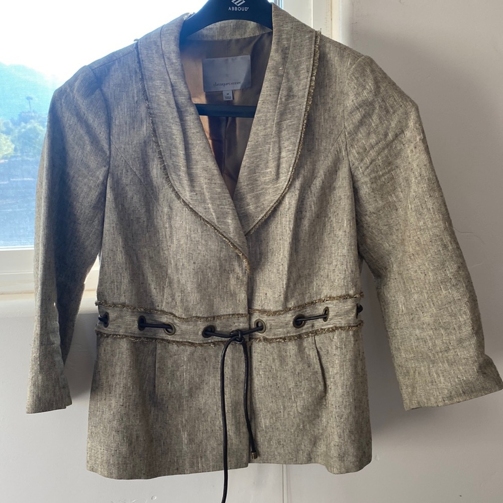 Beautiful 3rd piece. Oatmeal melange with faux leather rope belt. Grommet detail